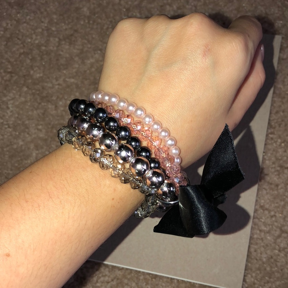 Beaded Bow Bracelet Set